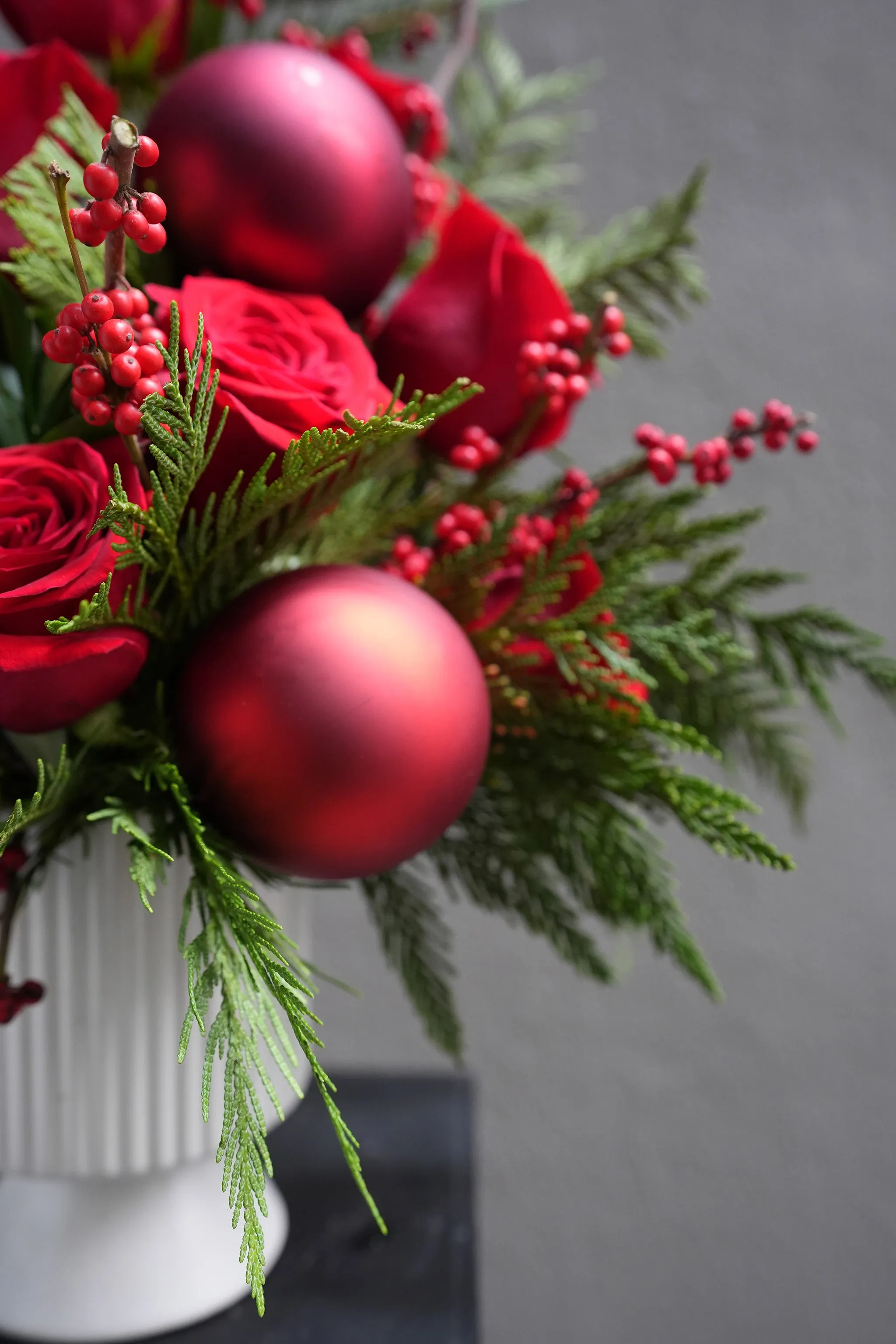 Frosted Joy Centerpiece