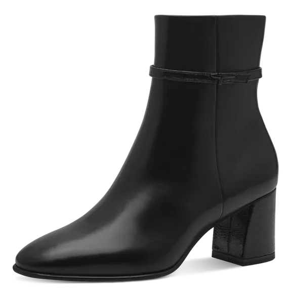 Leather Heeled Boot - Black